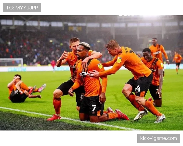 黑橙军团全力出击，赫尔城状态回升迎战英冠新挑战