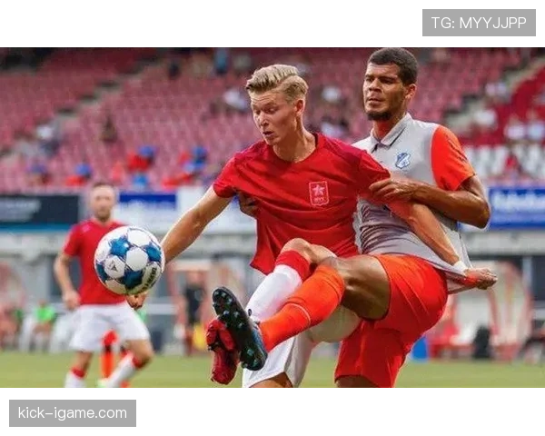 阿什拉夫世界杯表现亮眼:状态回暖闪耀绿茵场,潜力之星冉冉升起 阿什拉夫世界杯表现亮眼:状态回暖闪耀绿茵场,潜力之星冉冉升起