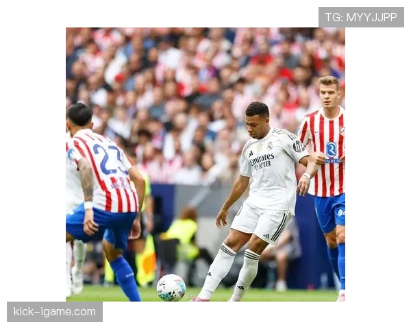 皇马防守稳定性下降，近期表现波动对球队战绩形成影响